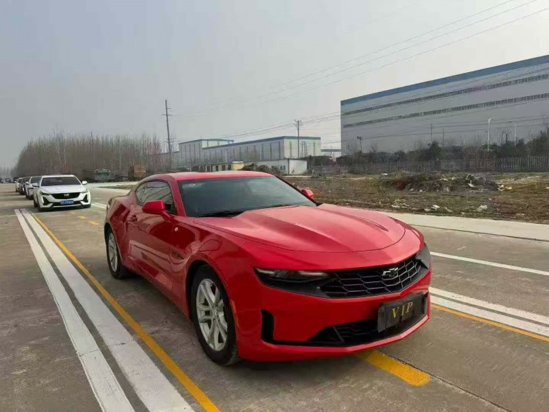 菏泽25年雪佛兰科迈罗2