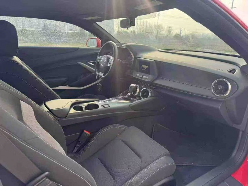 菏泽25年雪佛兰科迈罗5