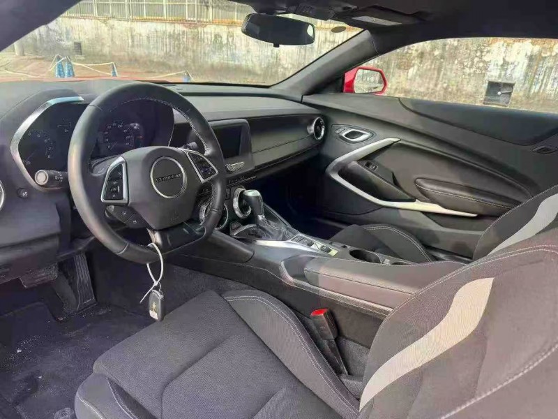 菏泽25年雪佛兰科迈罗6