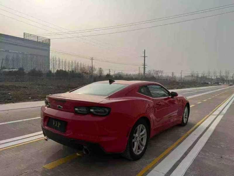 菏泽25年雪佛兰科迈罗8