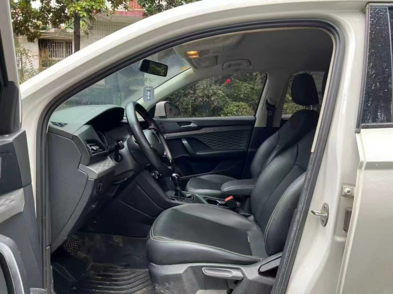 安阳21年大众途岳6