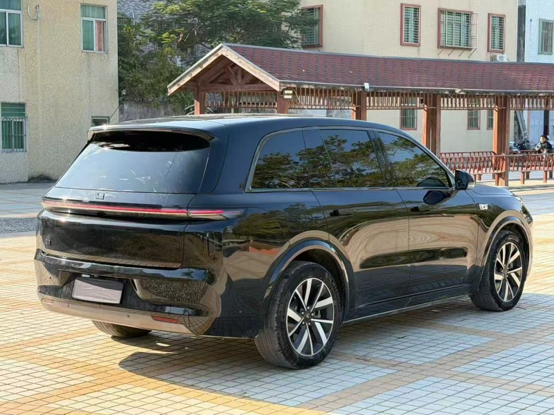 汕头23年理想L88