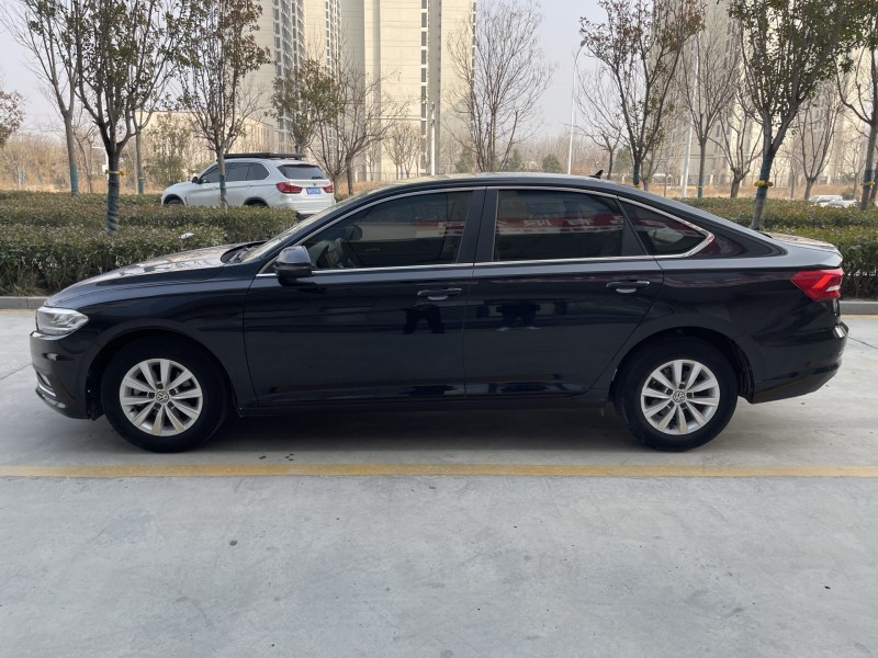 济宁19年大众朗逸8