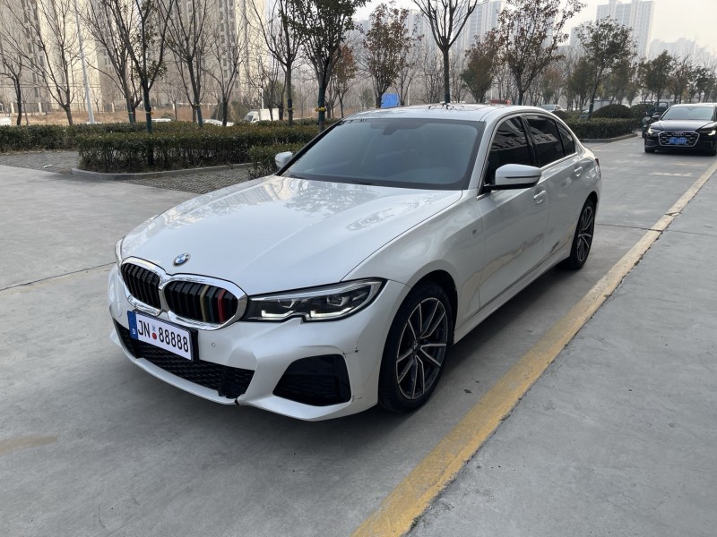 济宁22年宝马3系2