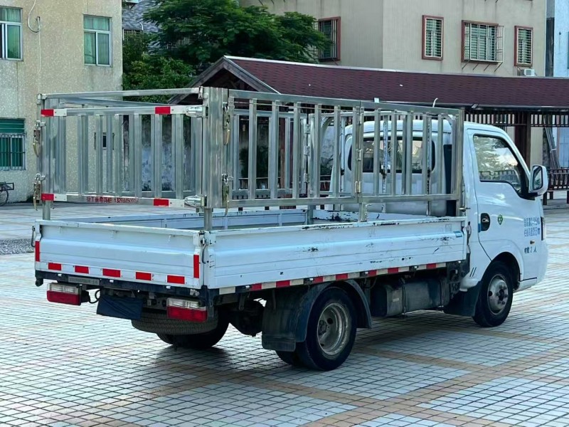 汕头23年东风途逸8