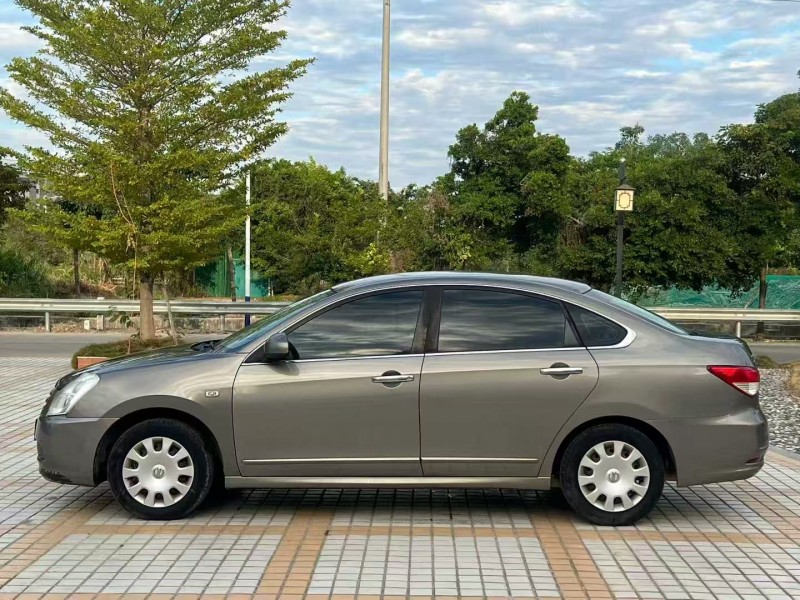 汕头16年日产轩逸3