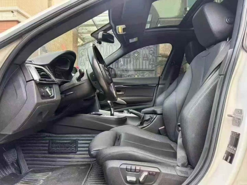 广州16年宝马3系4