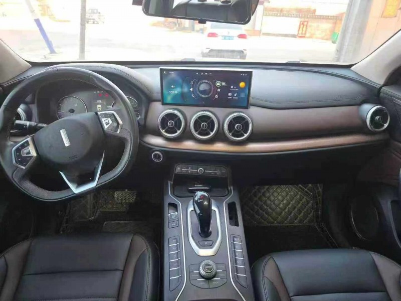 保定20年长城汽车WEY4