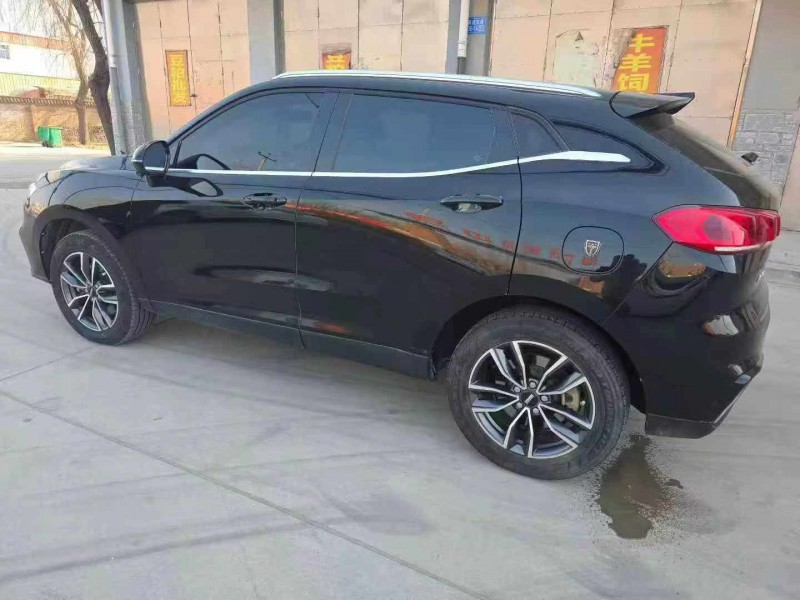 保定20年长城汽车WEY8