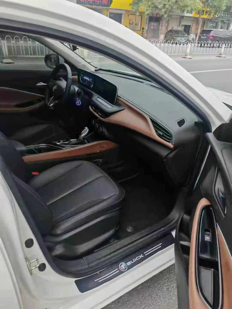 保定22年别克威朗6