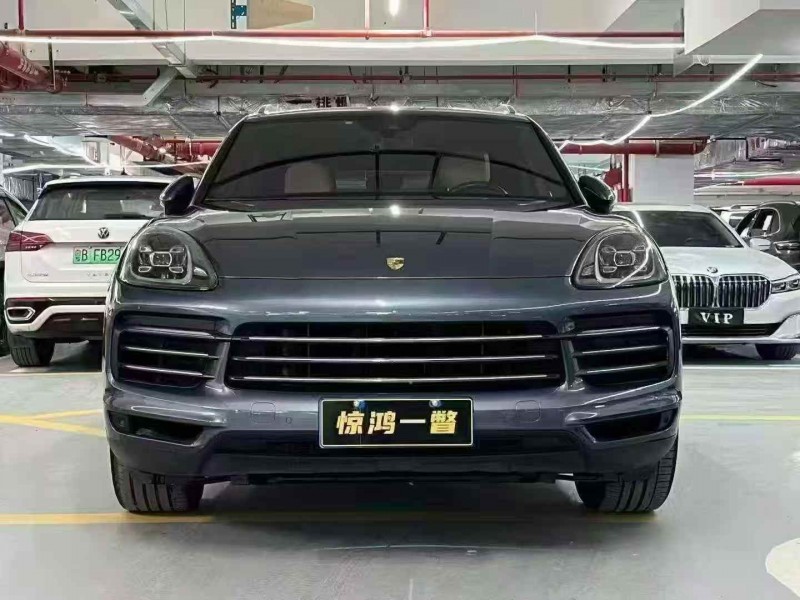 广州19年保时捷卡宴1