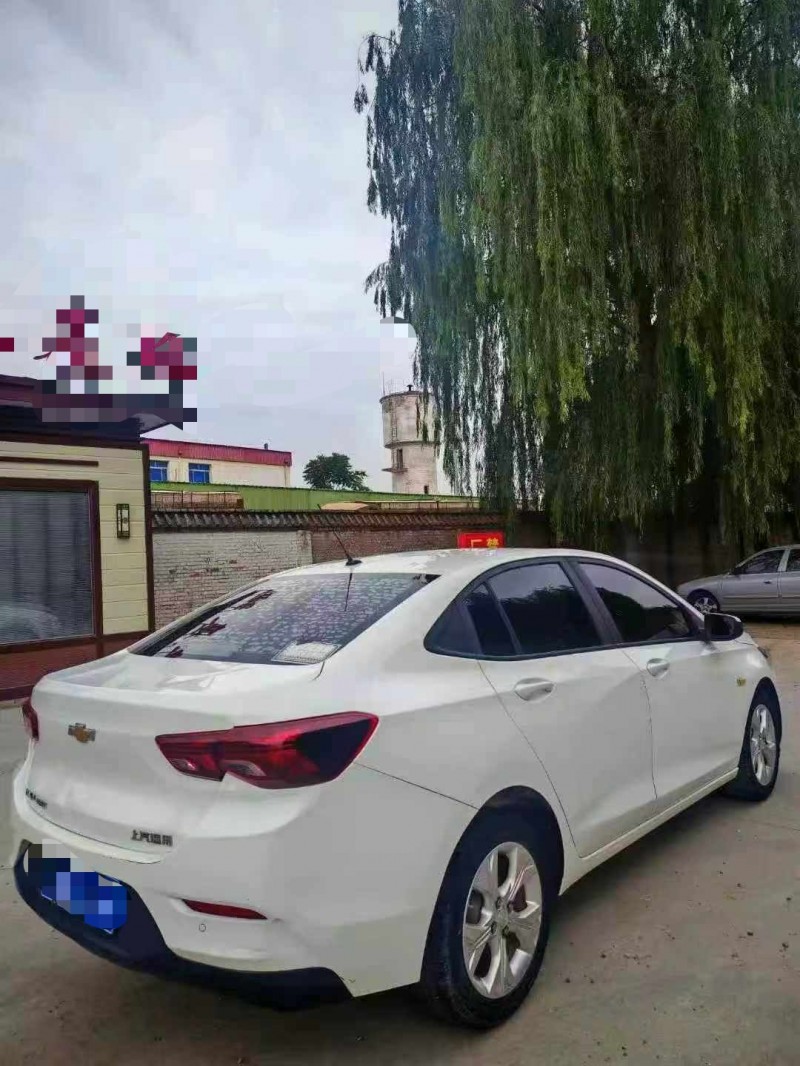 保定20年雪佛兰科沃兹8