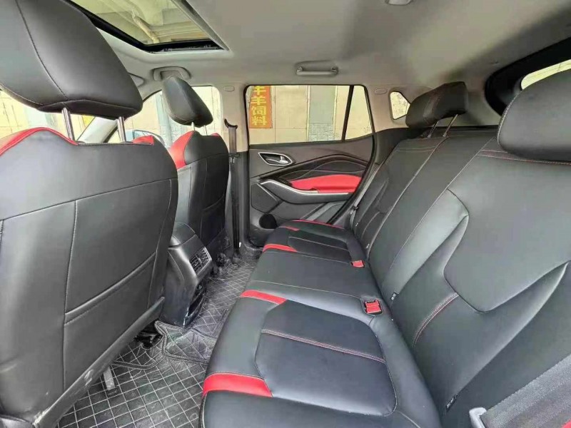 保定23年江淮思皓5