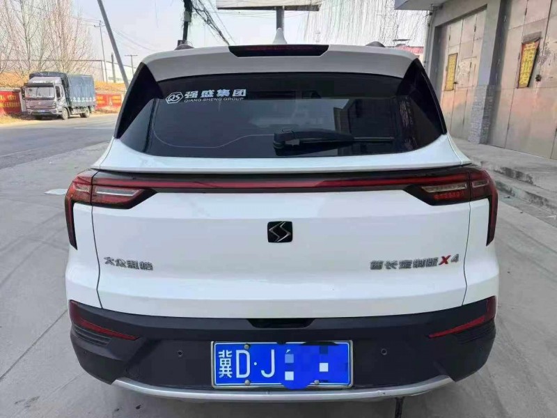 保定23年江淮思皓9