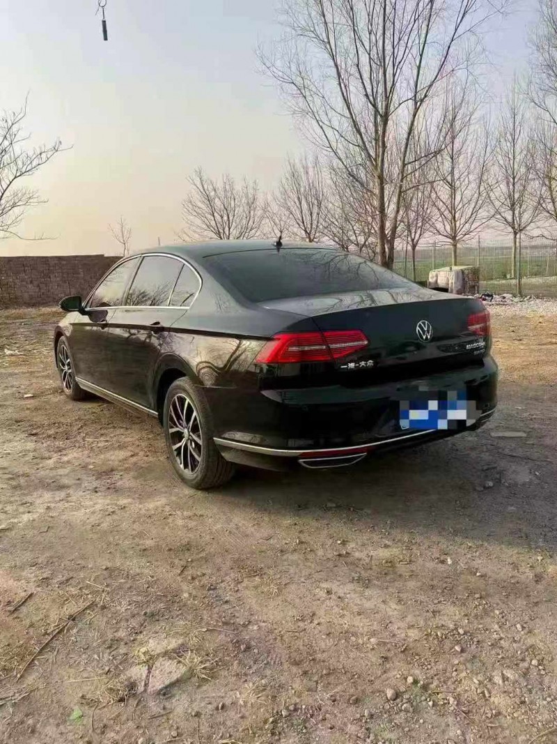 保定17年大众迈腾8