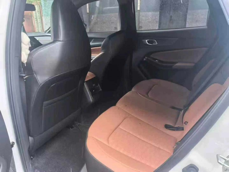 保定24年长安汽车启源4