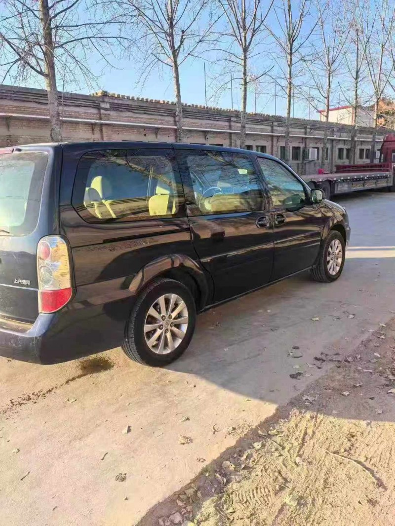 保定16年别克GL87