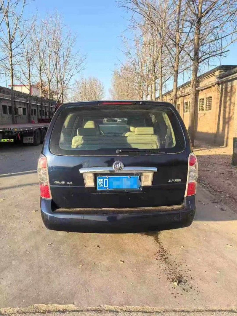 保定16年别克GL89