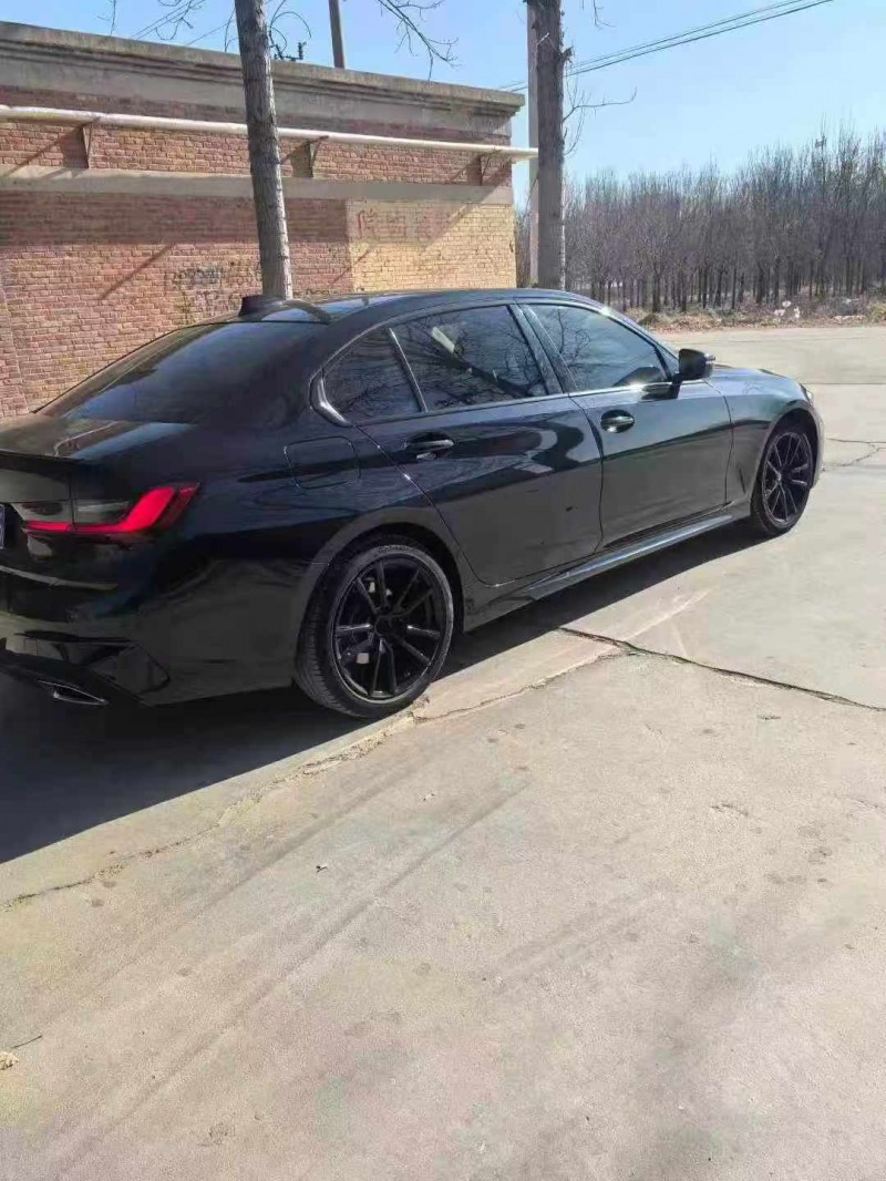 保定22年宝马3系7