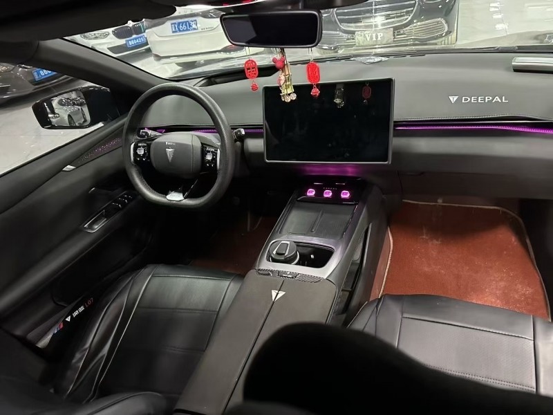 廊坊25年长安汽车深蓝5