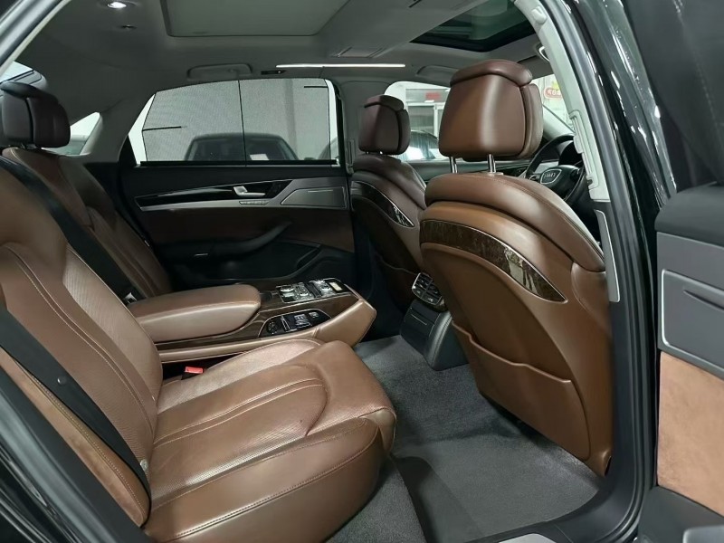 廊坊19年奥迪A8L6