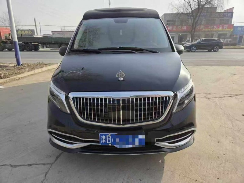 保定18年奔驰威霆1