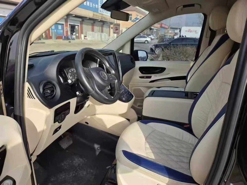 保定18年奔驰威霆4