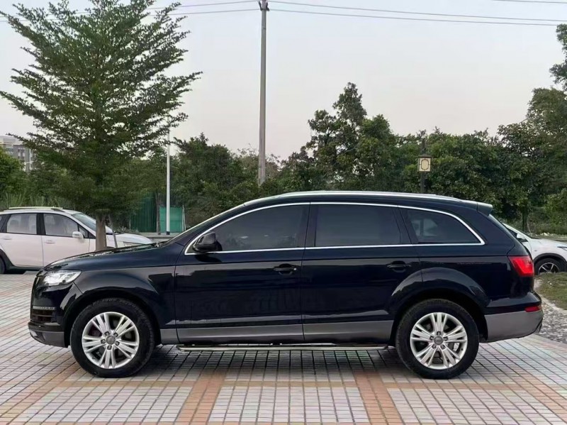 汕头13年奥迪Q73