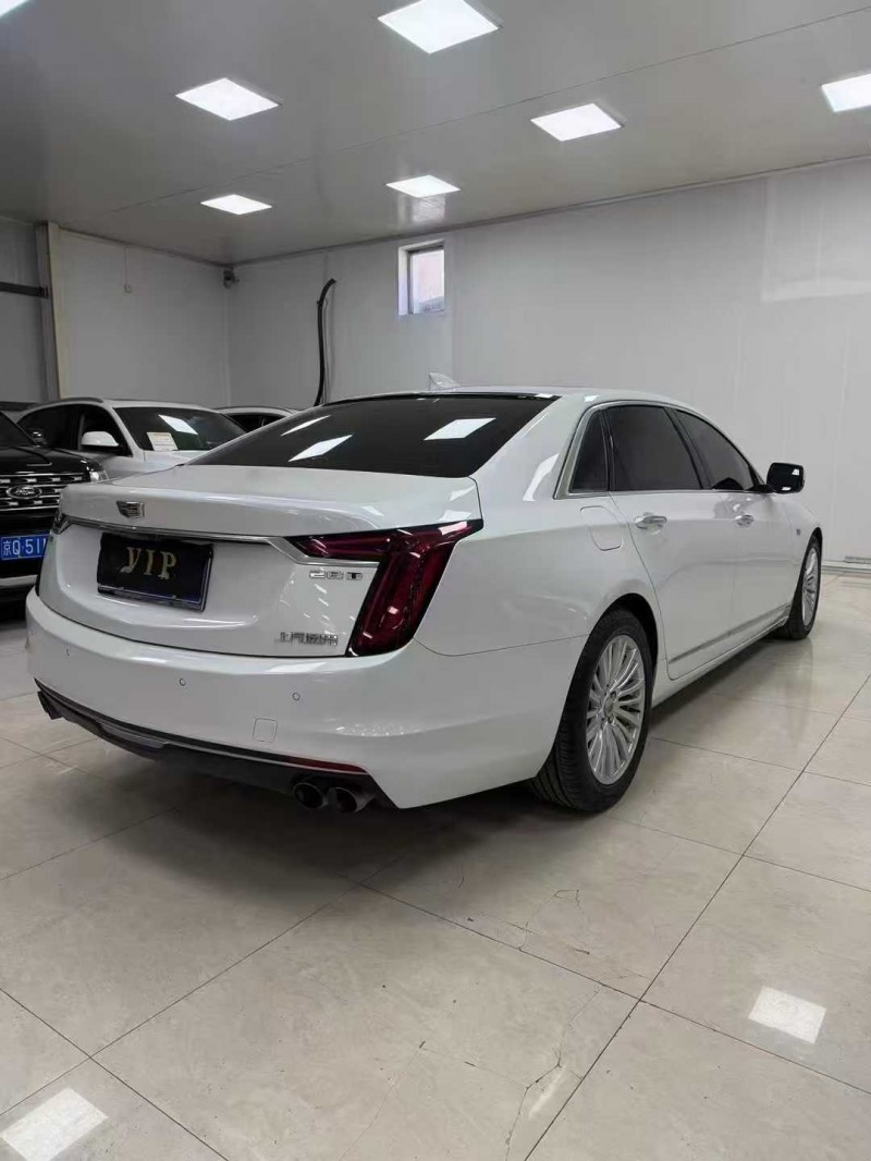 廊坊20年凯迪拉克CT65