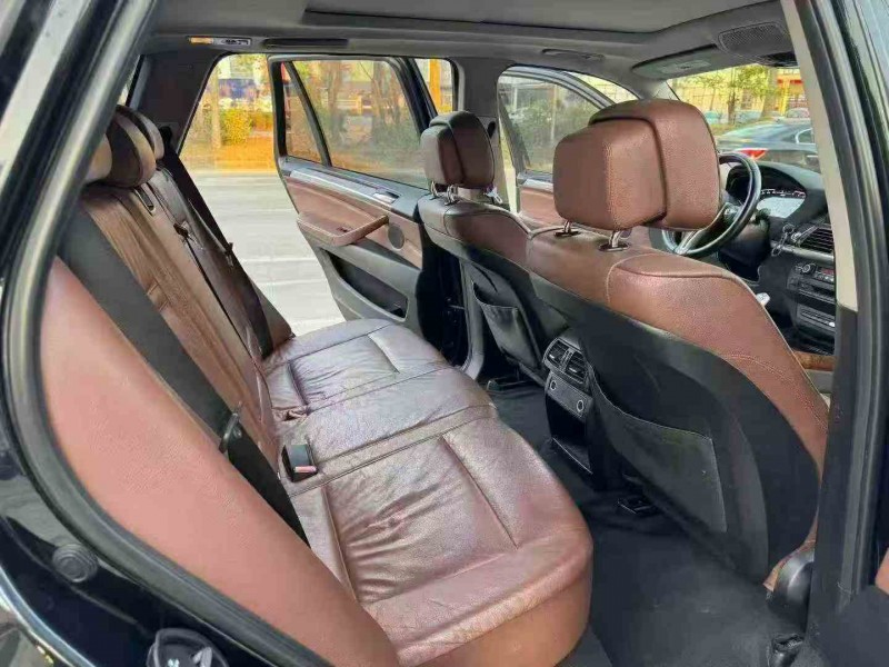 湛江12年宝马X56