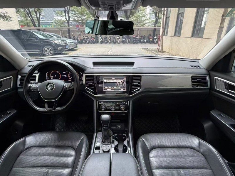 佛山20年大众途昂8