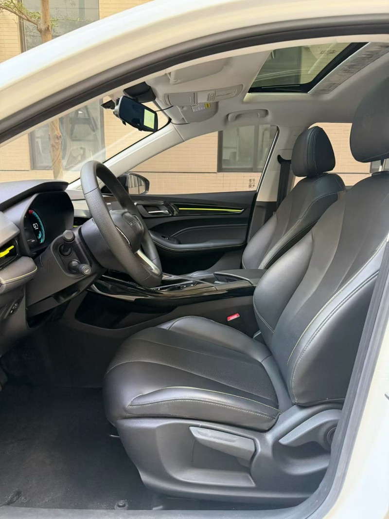 佛山22年荣威i57