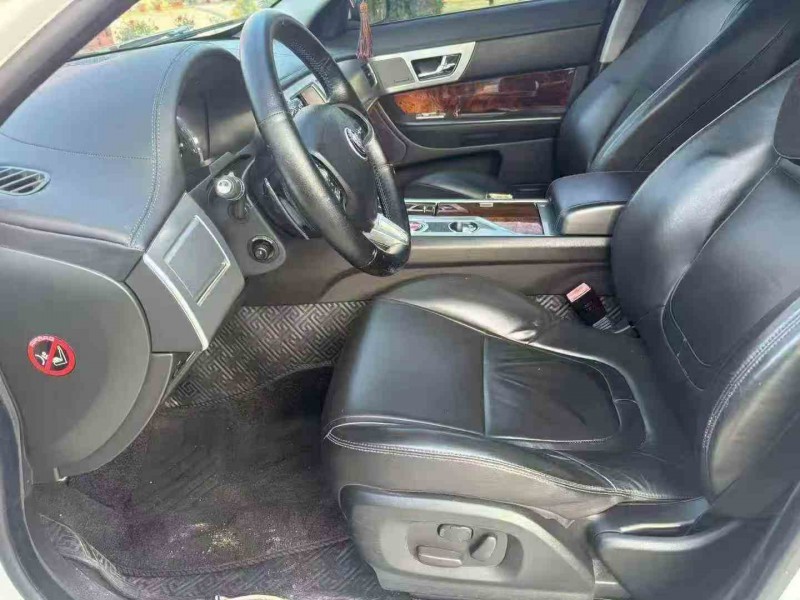 珠海14年捷豹XF4