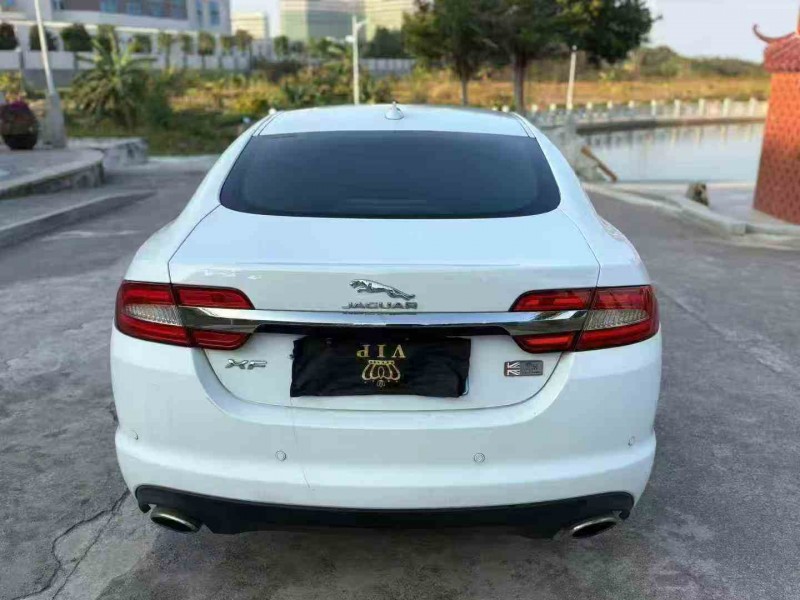 珠海14年捷豹XF9