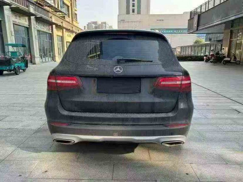 赣州16年奔驰GLC9