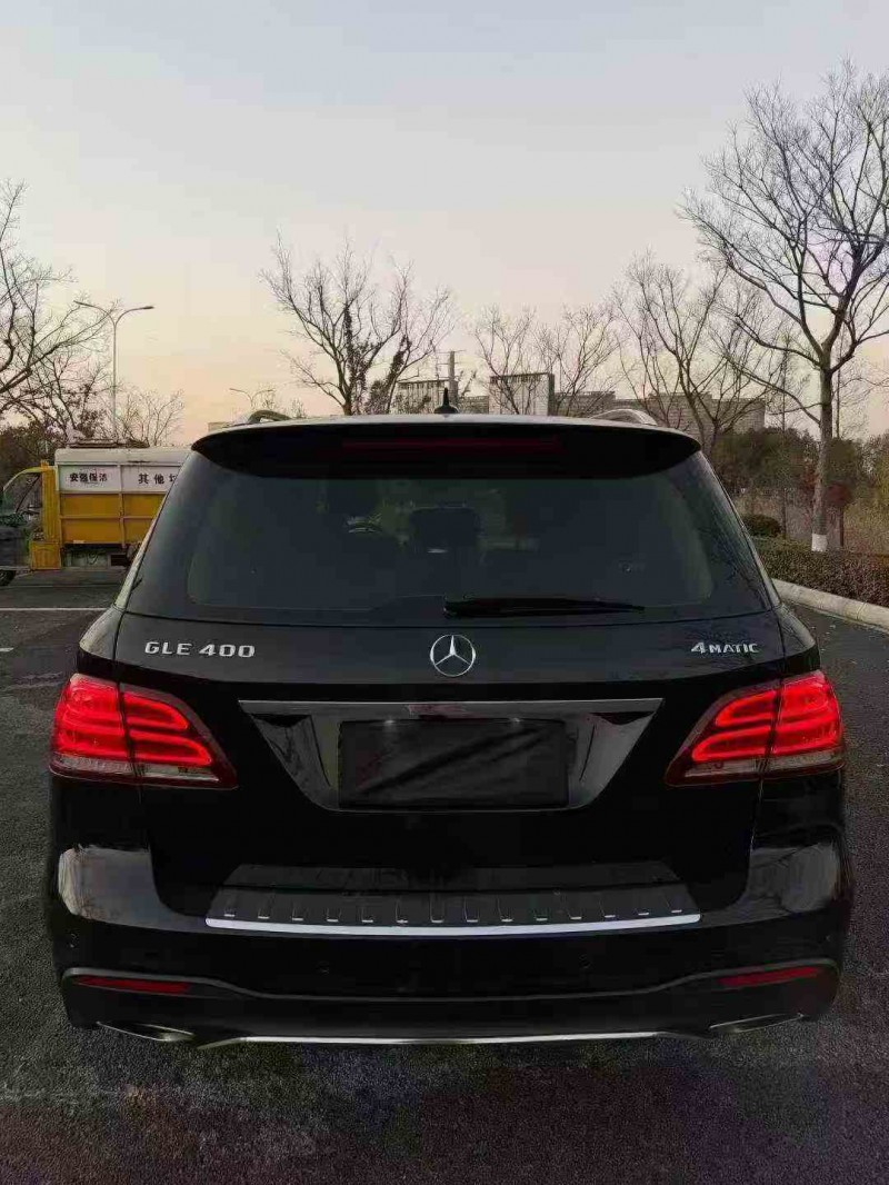 徐州16年奔驰GLC9