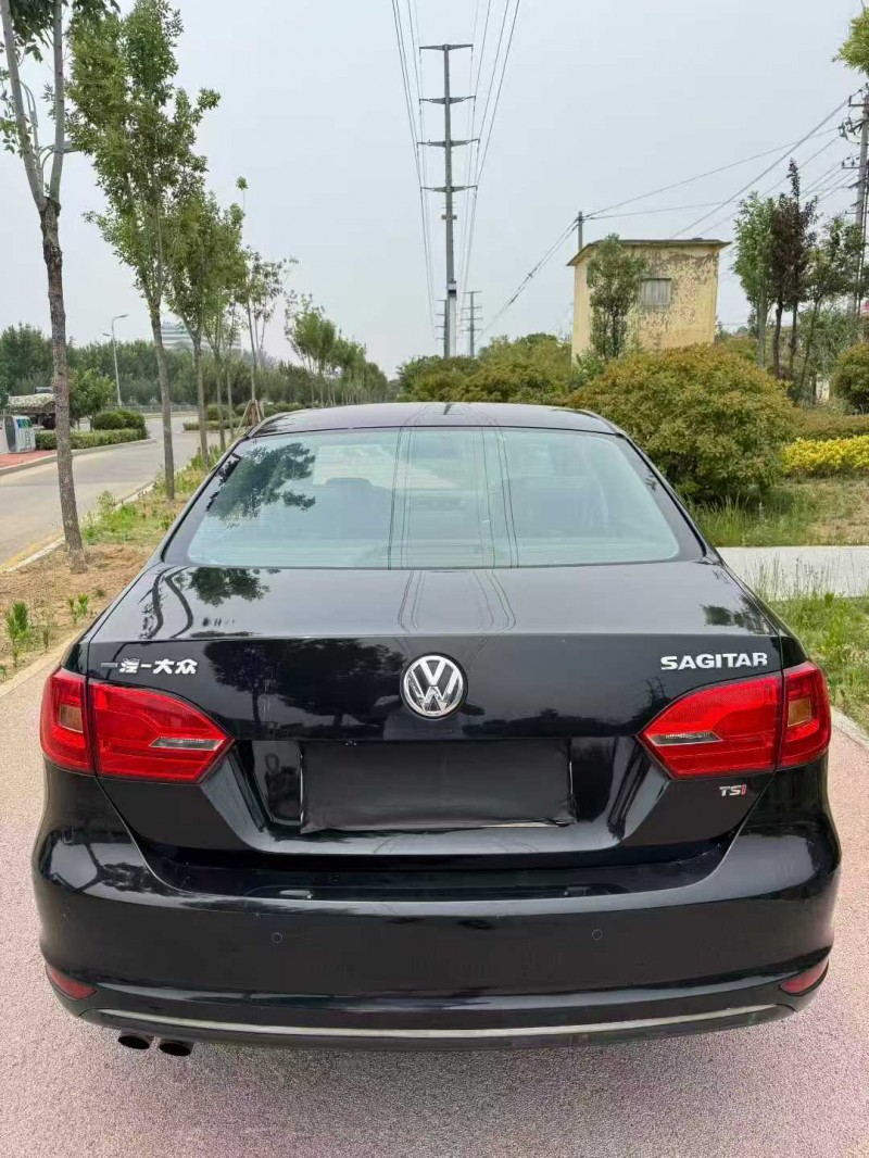 枣庄13年大众速腾9