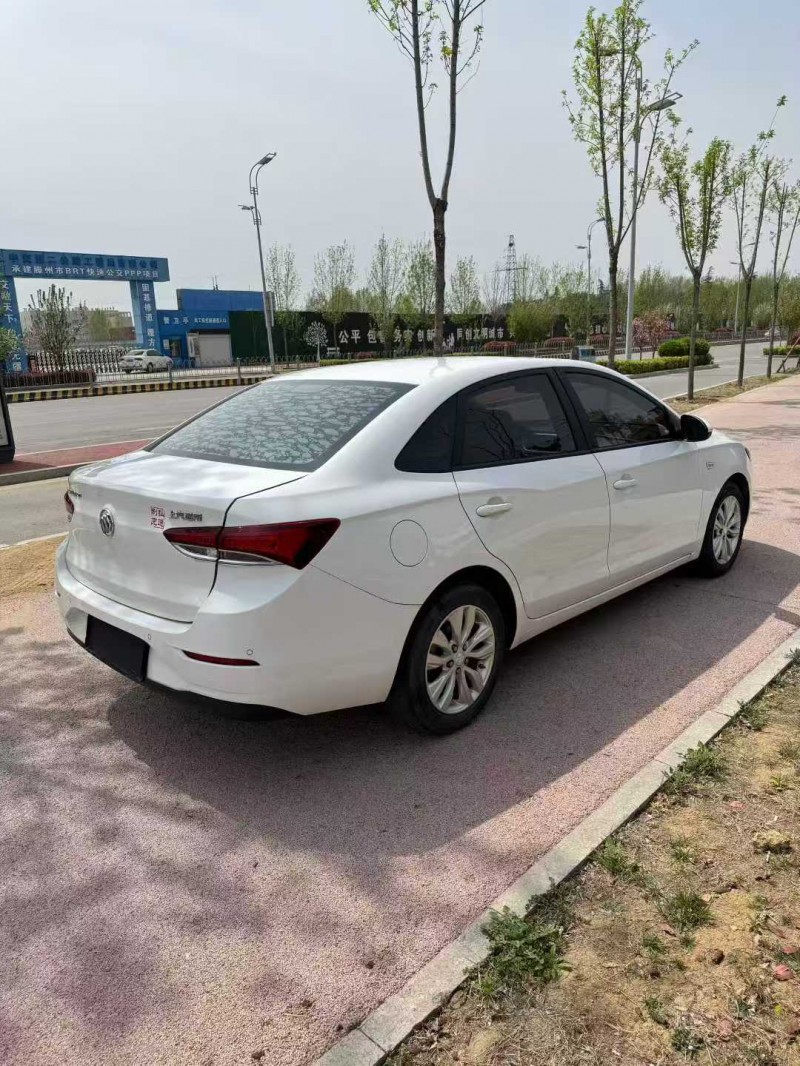 枣庄21年别克英朗8