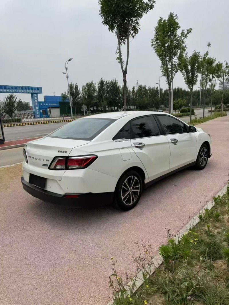 枣庄19年启辰D608