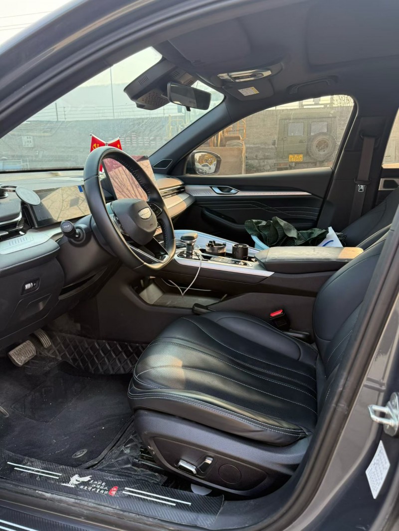 安阳25年吉利星瑞4