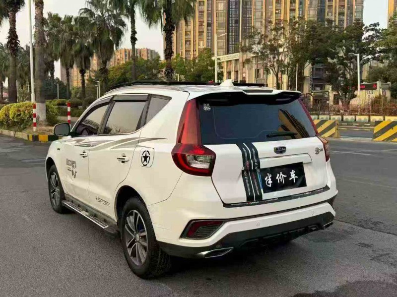 湛江18年吉利帝豪8