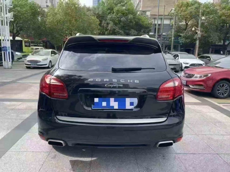 蘇州14年保時捷卡宴8