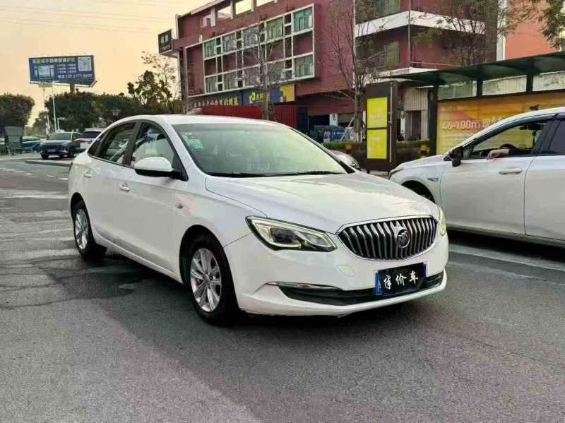 汕头17年别克英朗3