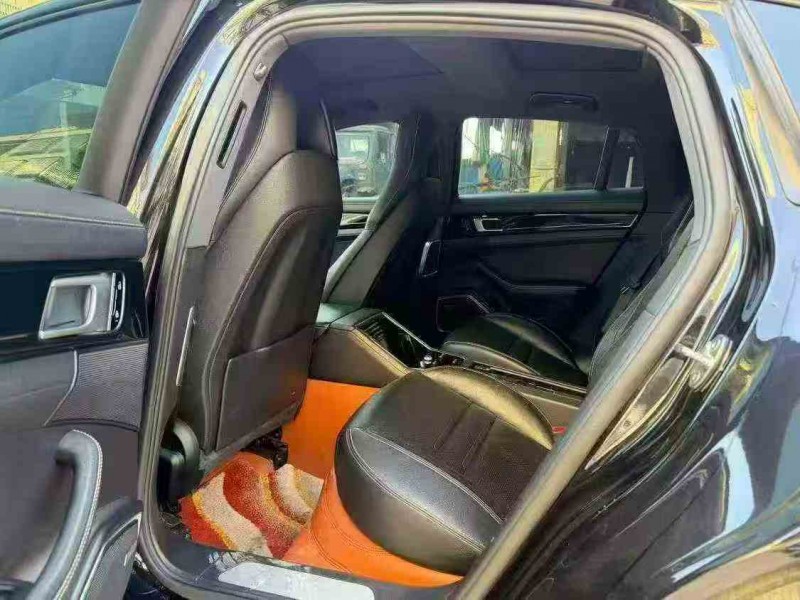 貴港20年保時捷帕拉梅拉4