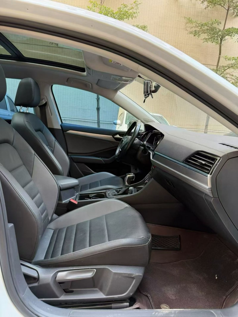 佛山22年大众速腾7