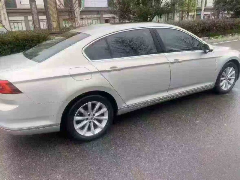 淮安17年大众迈腾8