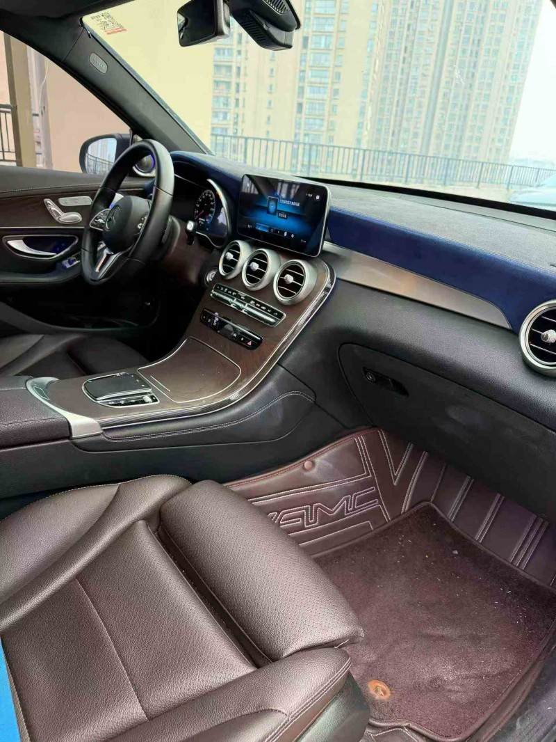 淮安19年奔驰GLC4