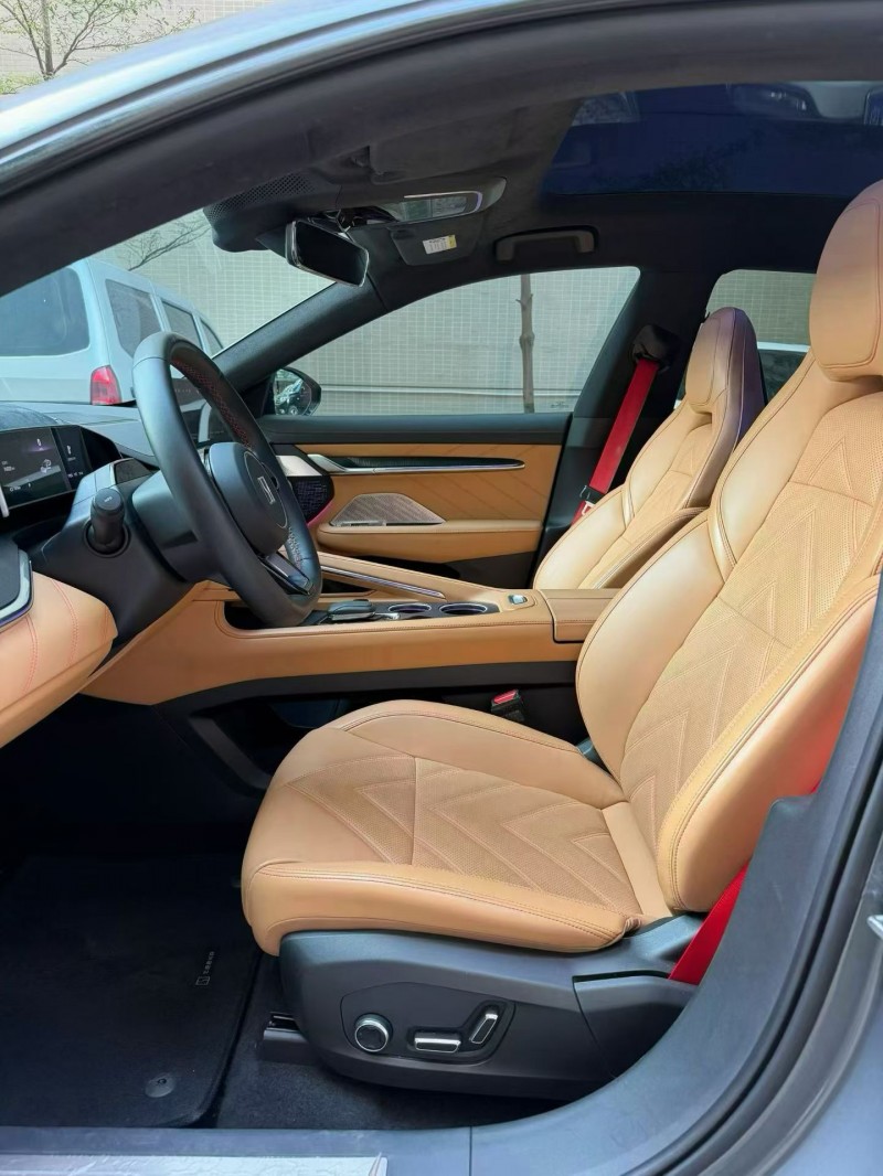 佛山22年极氪汽车0016