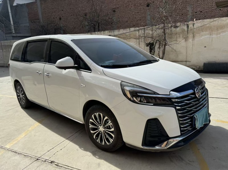 兰州22年别克GL82