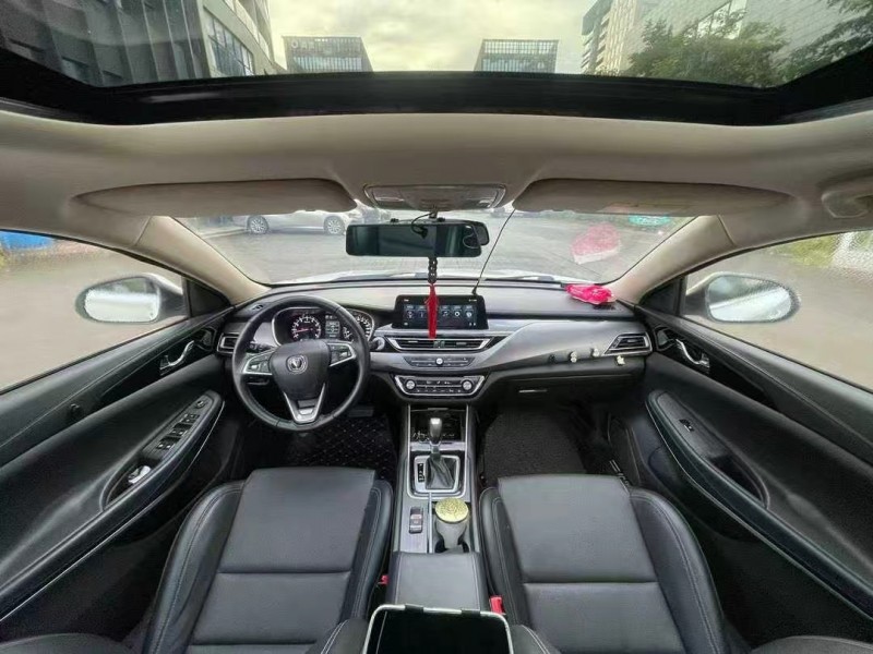 佛山20年长安汽车睿骋6